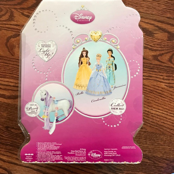 Disney Beauty and the Beast Princess Belle  NIB - Picture 4 of 6